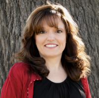 Laura Wentling, Owner and Certified Senior Advisor at Familiar Surroundings Home Care